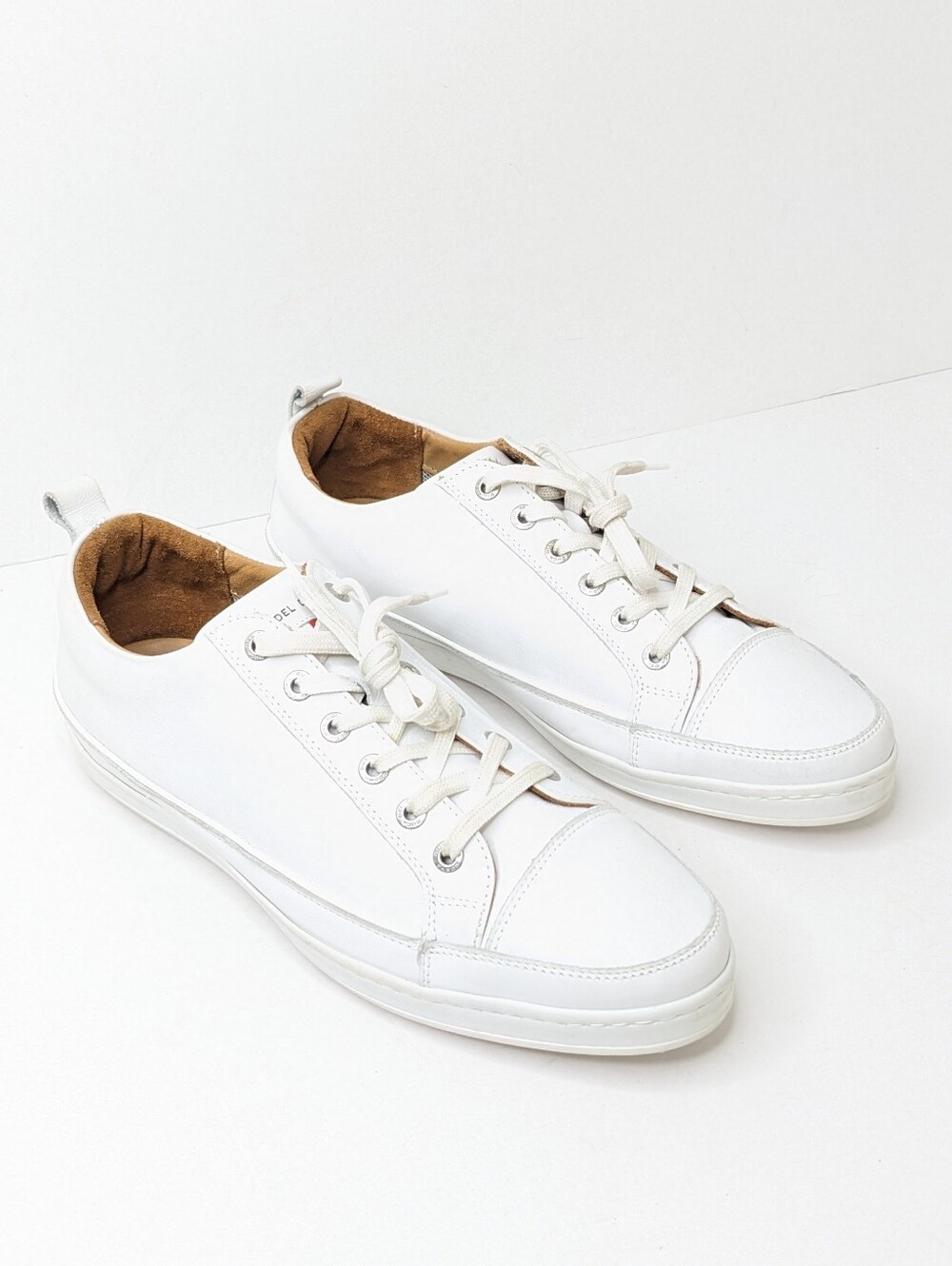 Duca Del Cosma Spikeless Golf Shoes White Leather Women's 10